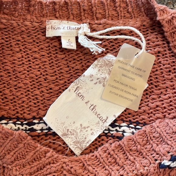 NWT’s Hem & Thread Textured Chunky V-Neck Stripe Sweater Rust & Cream Size L - Picture 9 of 12